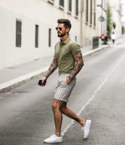 Leia mais sobre o artigo As Peças Essenciais para um Guarda-Roupa de Verão Masculino