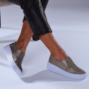 Leia mais sobre o artigo Estilo e Praticidade: Mocassins e Sapatênis para o Dia a Dia